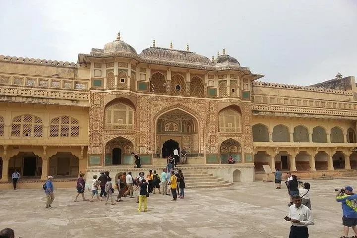 RAJASTHAN WITH VARANASI TOUR (15 Nights /16 Days)