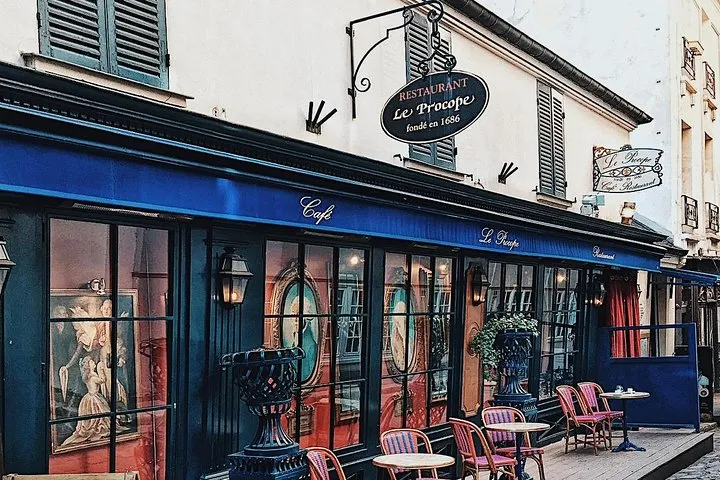Paris City Tour with Private Friendly Guide and all Must-See Sites