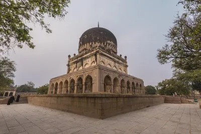 Half day tour of Goldconda Fort Hyderabad