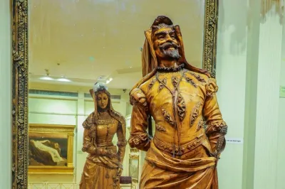 Full day tour of Hyderabad with Nizam Museum