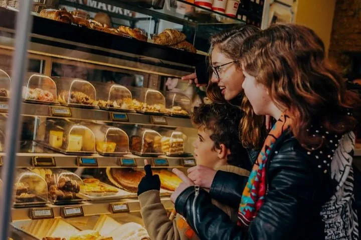 Barcelona Tapas Adventure: 6 Tastings with a Private Guide
