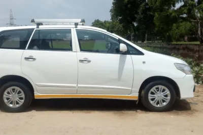Private Car and Driver for Taj Mahal Agra Tour