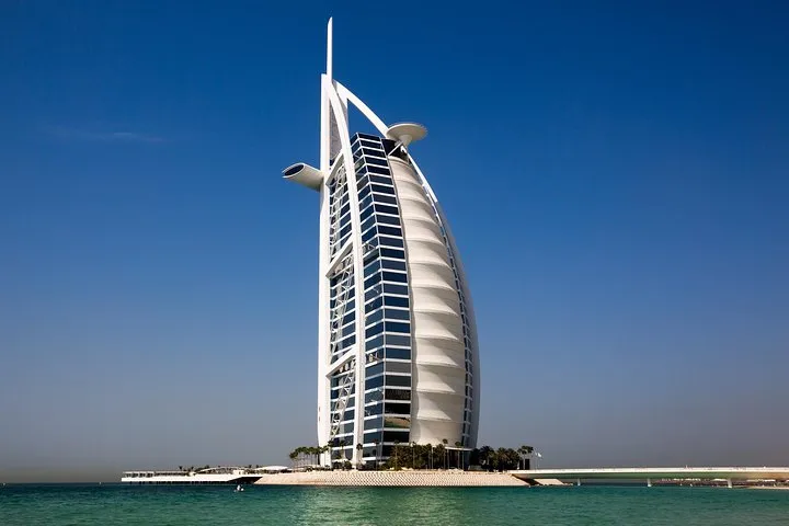 2 Days-Dubai City Tour with Desert Safari and Abu Dhabi City Tour