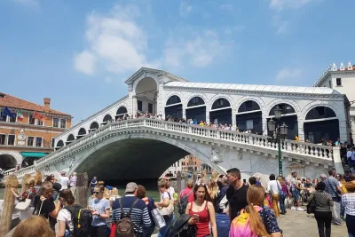 Elite Italy 10-Day Tour of Rome, Milan, Venice with Driver Guide