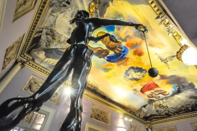 Dali Museum, Dali House & Cadaques Private Tour from Barcelona