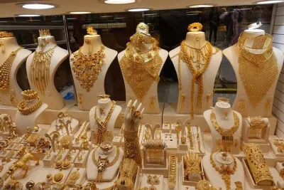 Old Dubai Shopping Tour (Textile, Spice and Gold Souq)