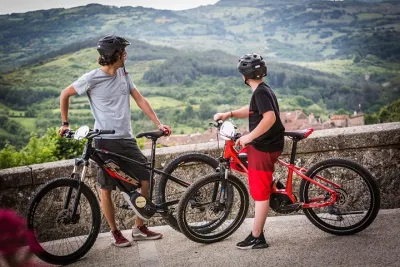 Escape Florence Crowds: Local Tuscany Life E-Bike - Max 4 Only