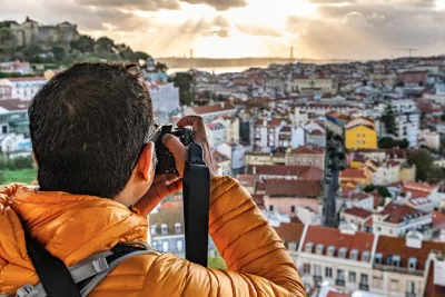 Alfama & Graça City Tour Through A Eye Of A Photographer