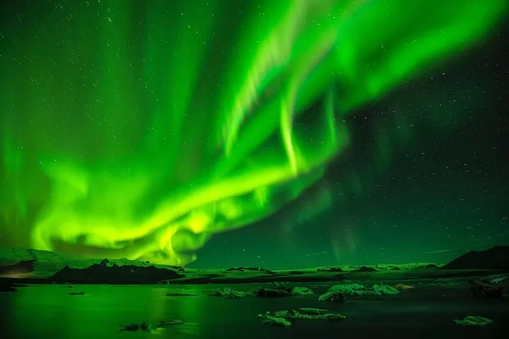 3-Day Northern Lights Hunt & Glacier Lagoon Tour from Reykjavik
