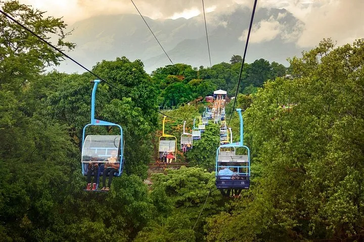 Malampuzha and Nelliyampahy tour from Kochi with a night stay