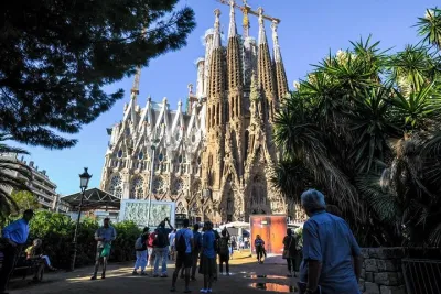 Barcelona Private Tour with Sagrada Familia Skip-the-Line