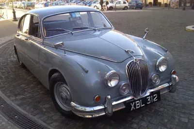 Tour of Roman Hills in Vintage Jaguar MKII