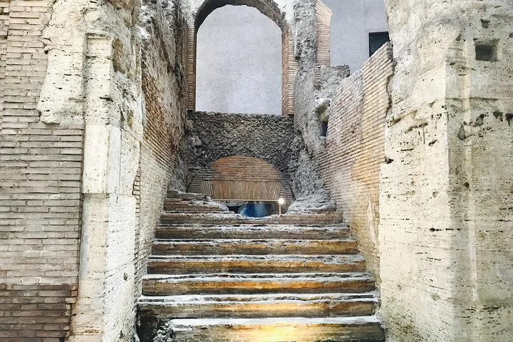 Piazza Navona and Trevi District Underground Pass with Audioguide