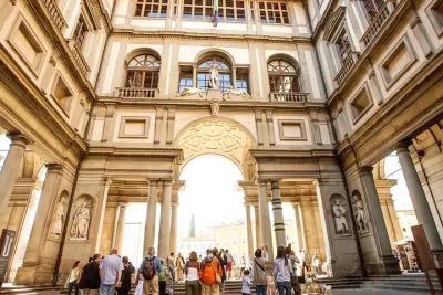 Florence Treasures: Uffizi Gallery Guided Tour with an Art Expert