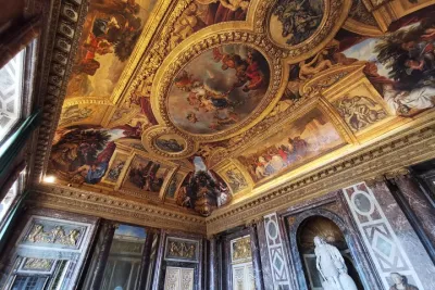 Versailles Domain Private Half Day Guided Tour with Hotel Pickup from Paris