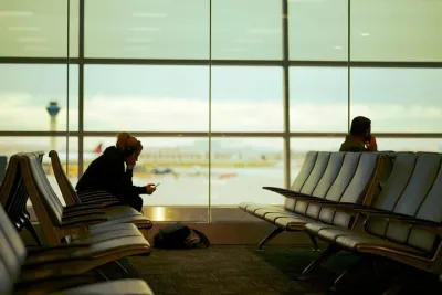 Private Southend Arrival Transfer - Airport to London City Centre