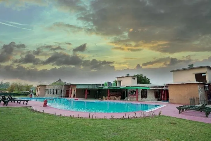 Nainital Jim Corbett 4 Days Tour Package From Delhi