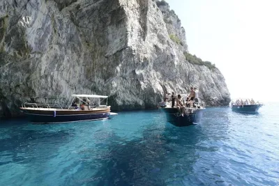 Capri Island Small Group Boat Tour from Rome by Train