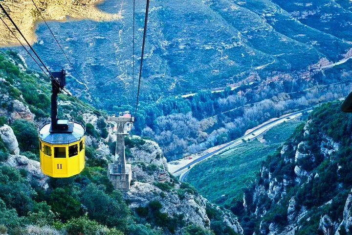 Montserrat Premium Private Day Tour with Cable Car Ride