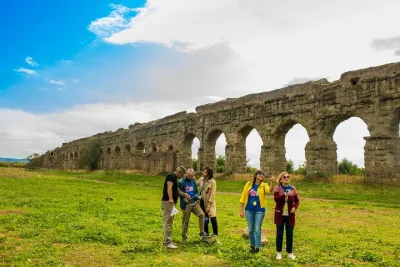 Roman Countryside Walk: Catacombs, Aqueducts and Appian Way