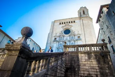 Private Tour to Girona + Costa Brava (Tossa de Mar)