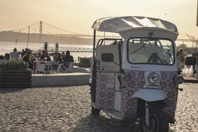Lisbon Street Art - Private Tuk Tuk Tour with pickup
