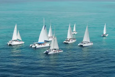 amazing day in catamaran and Isla Mujeres