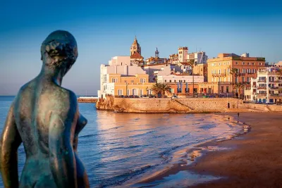 Private tour to Girona and Sitges from Barcelona