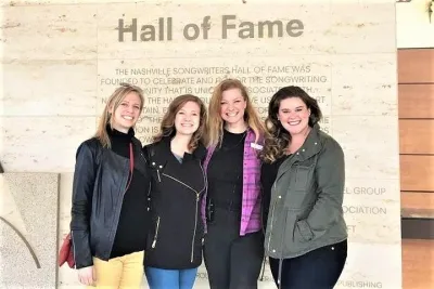 Nashville Famous Footsteps Guided Walking Tour