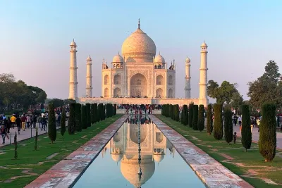 Private Tajmahal Day Tour From New Delhi By Gatiman Express Train