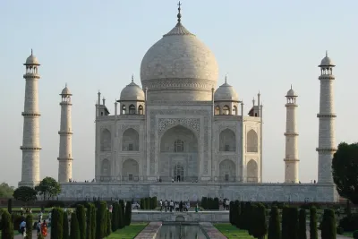 Taj Mahal Day Trip