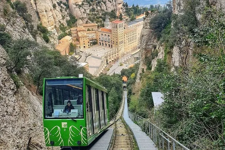 Montserrat Monastery Private Tour with Cable Car or Cogwheel