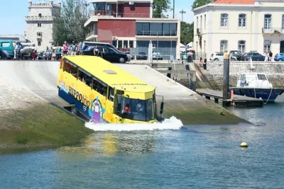 90 Minute Amphibious Sightseeing Tour in Lisbon