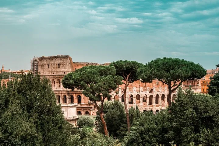 Private Colosseum Arena Tour with Expert Guide - all inclusive