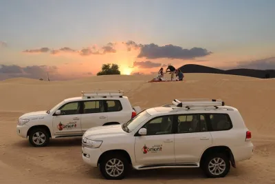 Private 4x4 Sunrise and Wildlife Experience in the Desert