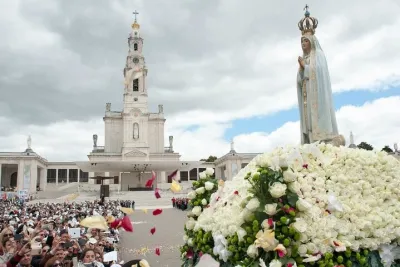 Private tour to Fatima Nazaré and Óbidos from Lisbon