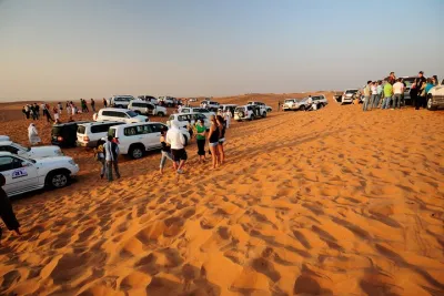 Enjoy The Desert Safari with BBQ Dinner, Dubai