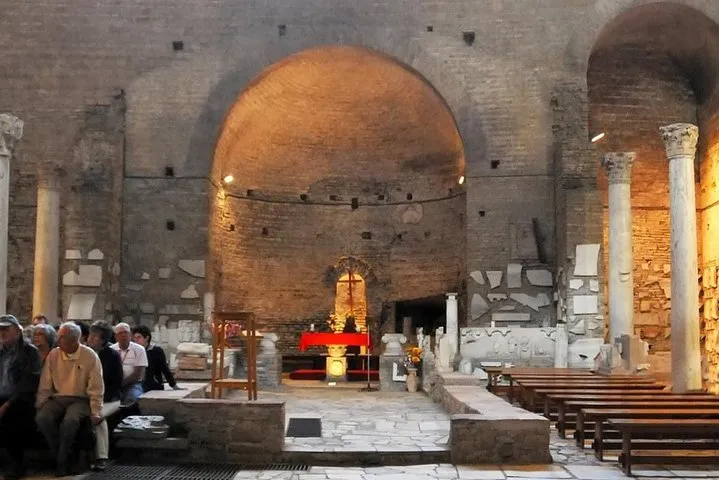 Rome: Small Group Underground Catacombs Tour