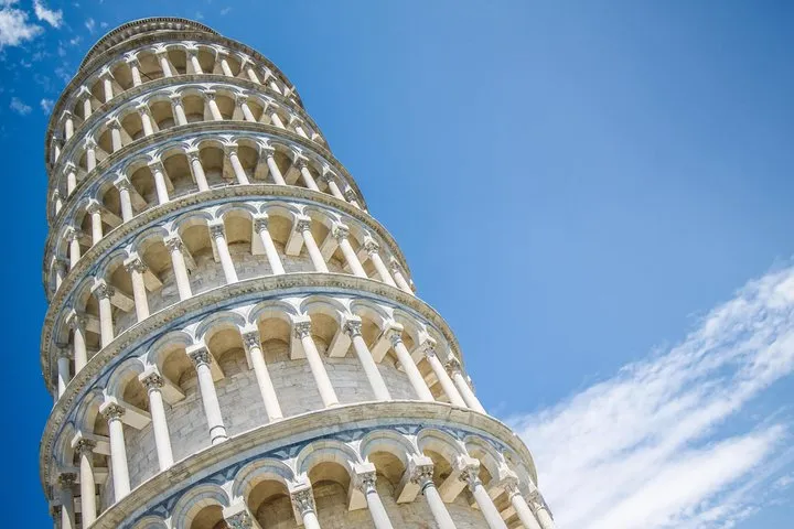 Day Trip to Pisa & Lucca from Florence with Leaning Tower Access