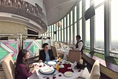 Private Tour: Dinner at the largest revolving restaurant in the world