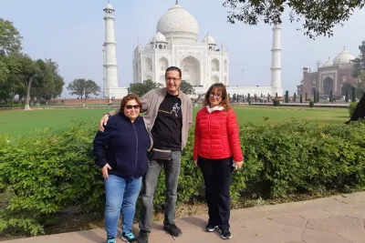 Agra Full Day Tour from Delhi - All Inclusive