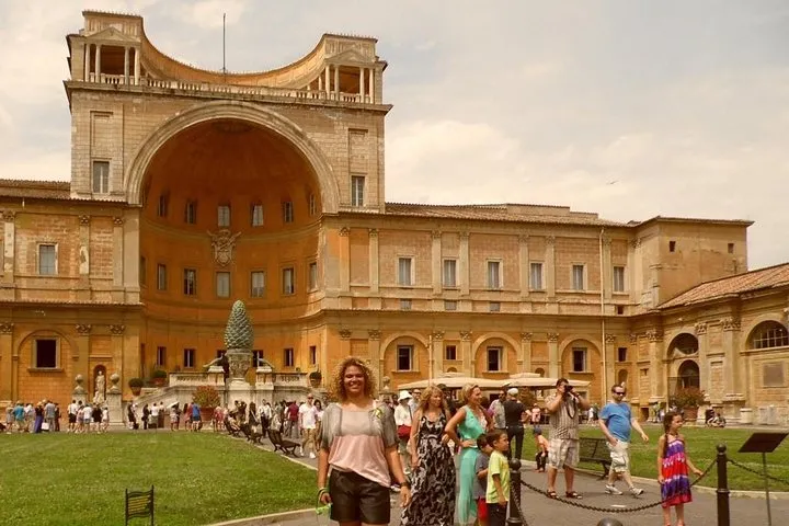 Vatican Museums and Sistine Chapel Tour with optional Audioguide