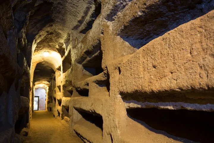 Rome 4hr Bike Hire with Catacombs Guided Tour