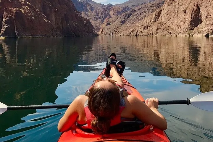 Grand Canyon Helicopter Flight with Emerald Cave Kayak Tour