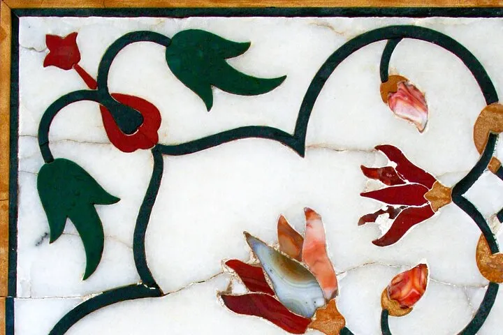 Private Shopping Tour in Agra