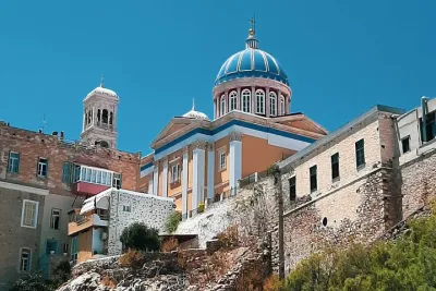 Syros & Santorini in 5 Days: Iconic Greek Islands Tour