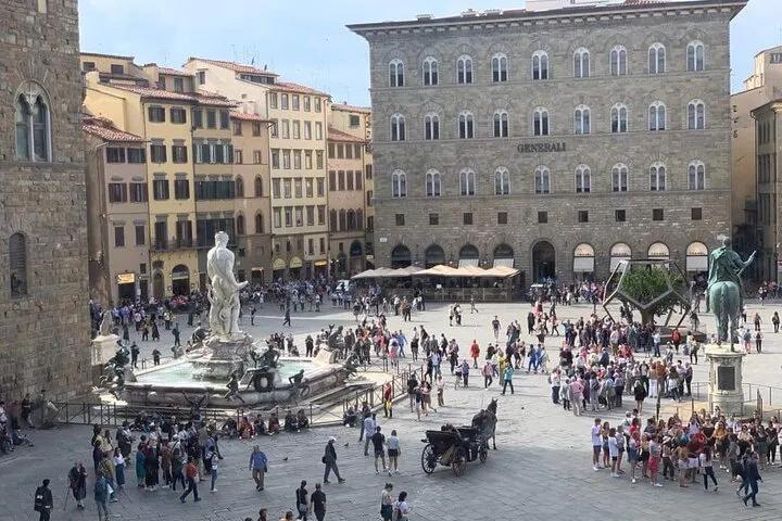 Art and History in Florence: Small Group Walking Tour