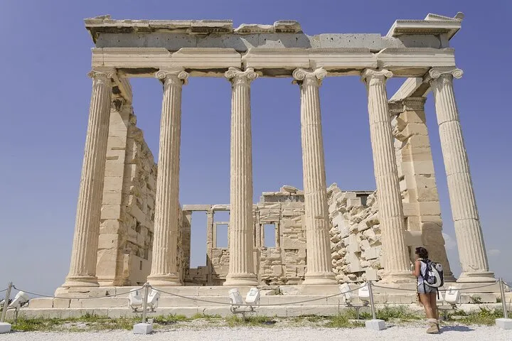 Private Half Day Athens Tour (Acropolis, Museum & Highlights)