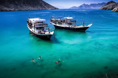 Khasab Dhow Cruise Lunch Day Trip from Dubai