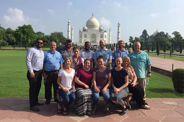 All Inclusive - Private Taj Mahal Sameday Tour By Car From Delhi